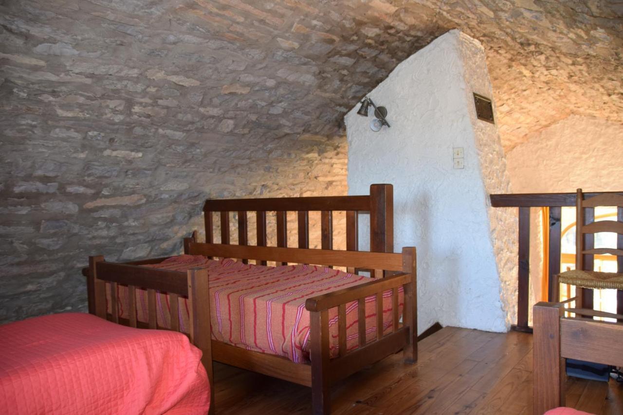 Holiday home Du Dolmen De L'hom